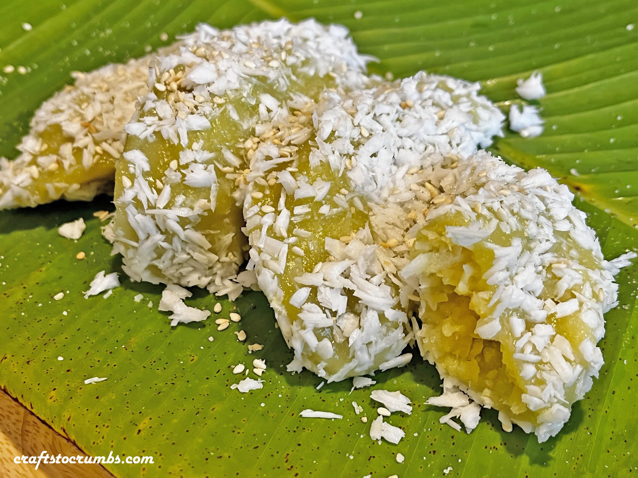 Kanom Thua Paep – Crafts to Crumbs